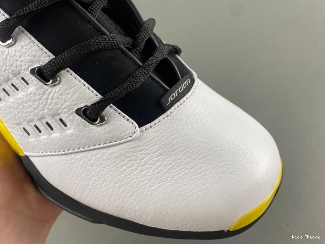 Kicktheory FJ0395-100 Lightning Jordan Low Air 17 0815